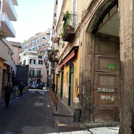 Vomero House With Free Parking 410 Cm Neapel Exterior foto