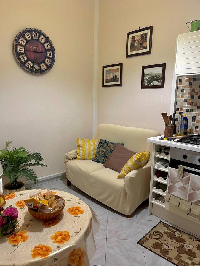Vomero House With Free Parking 410 Cm Neapel Exterior foto